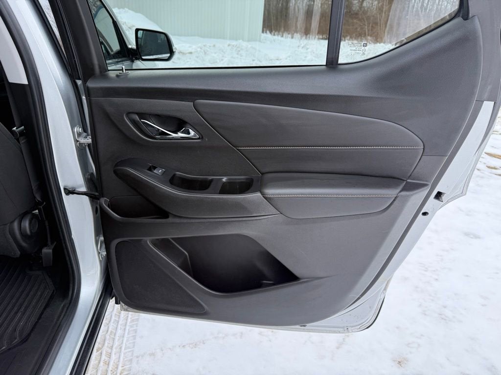 2018 Chevrolet Traverse LT Cloth