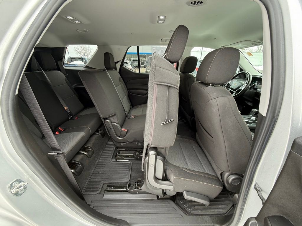 2018 Chevrolet Traverse LT Cloth