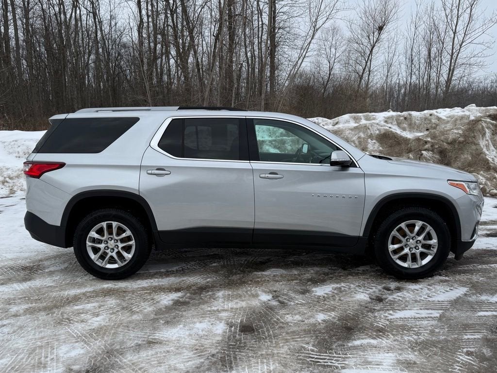 2018 Chevrolet Traverse LT Cloth