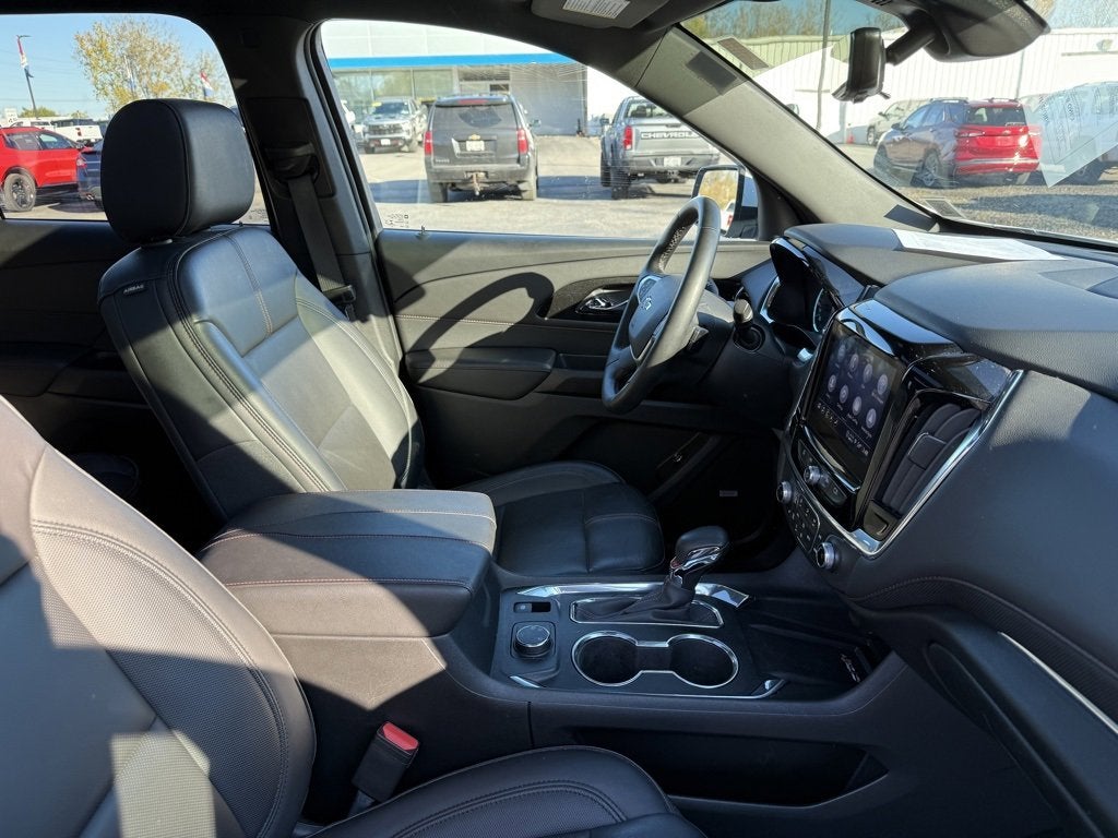 2023 Chevrolet Traverse RS