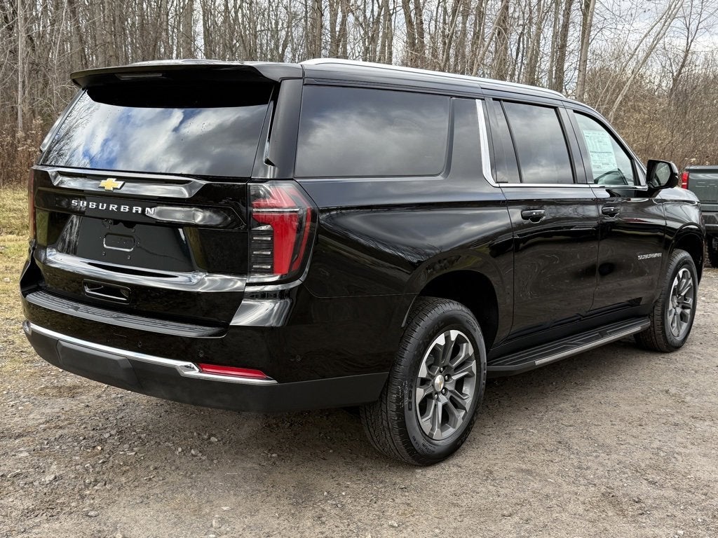 2026 Chevrolet Suburban LS