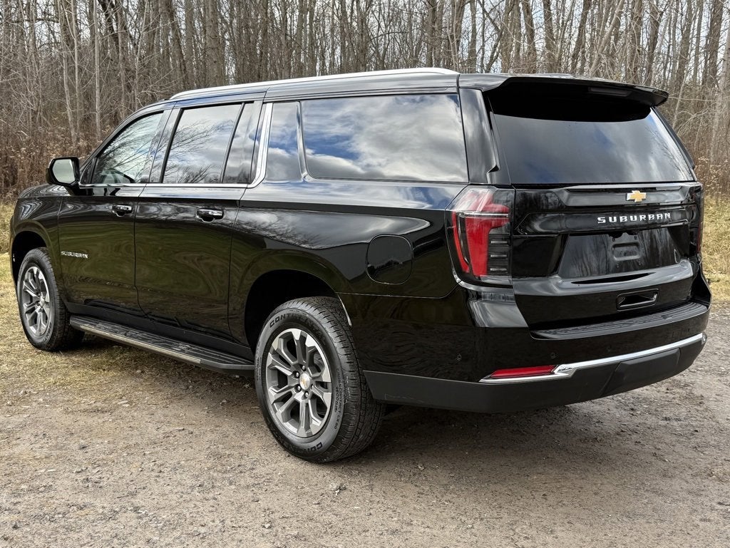 2026 Chevrolet Suburban LS