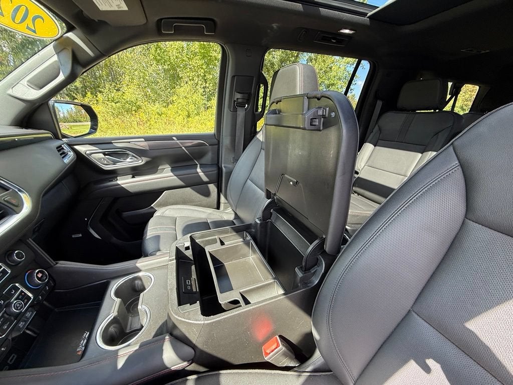 2023 Chevrolet Suburban RST
