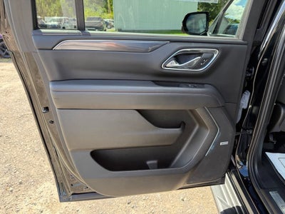 2023 Chevrolet Suburban RST