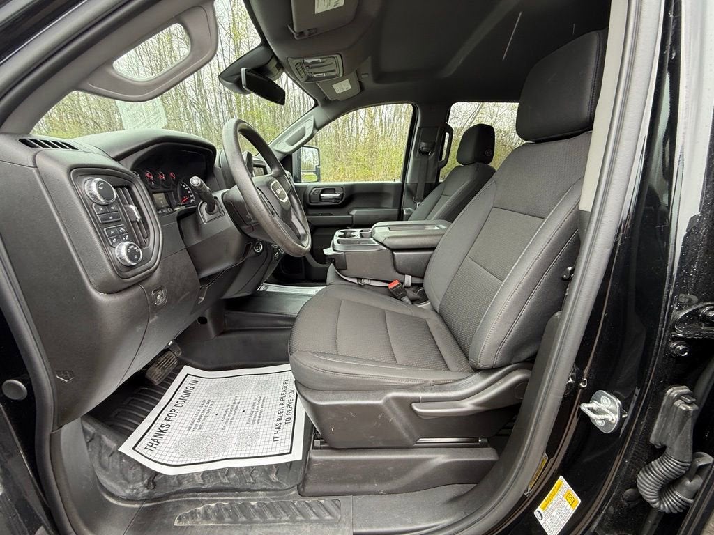 2024 GMC Sierra 2500 HD Pro