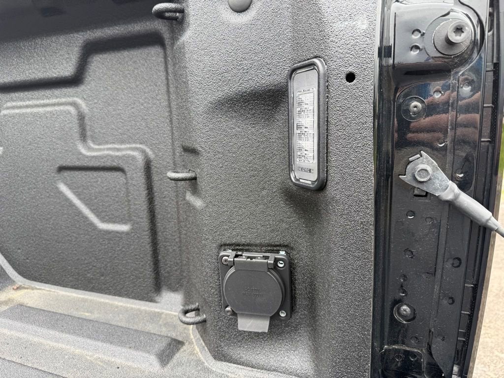 2024 GMC Sierra 2500 HD Pro