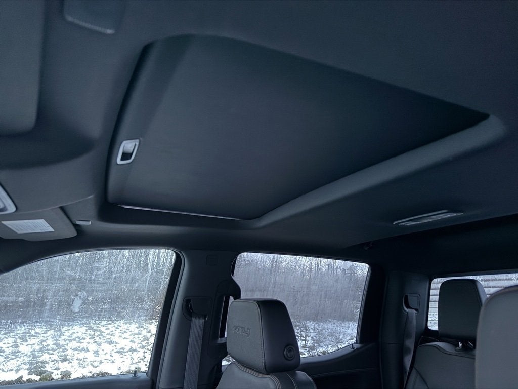 2022 GMC Sierra 1500 Limited AT4