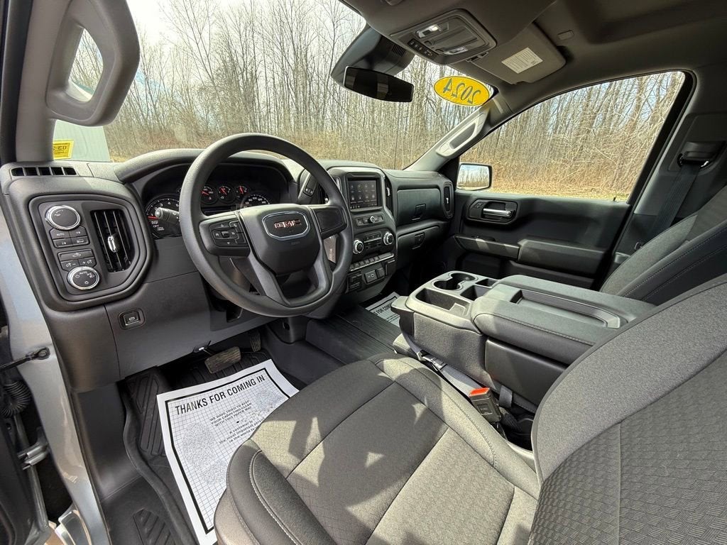 2024 GMC Sierra 1500 Pro