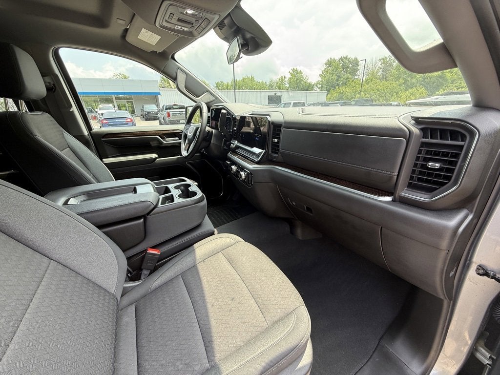 2024 GMC Sierra 1500 SLE