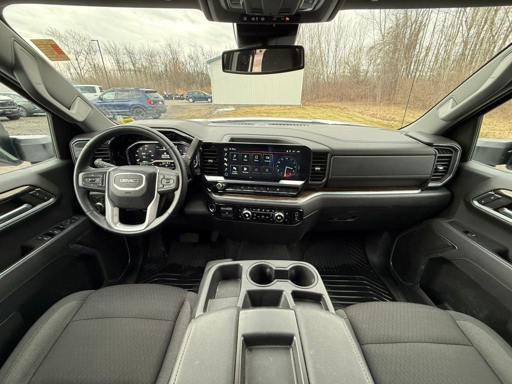 2024 GMC Sierra 1500 SLE