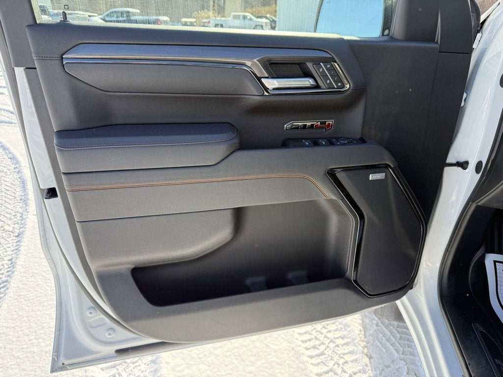 2025 GMC Sierra 1500 AT4