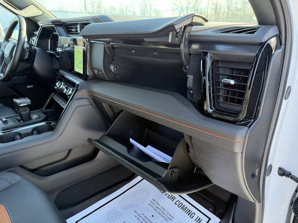 2025 GMC Sierra 1500 AT4