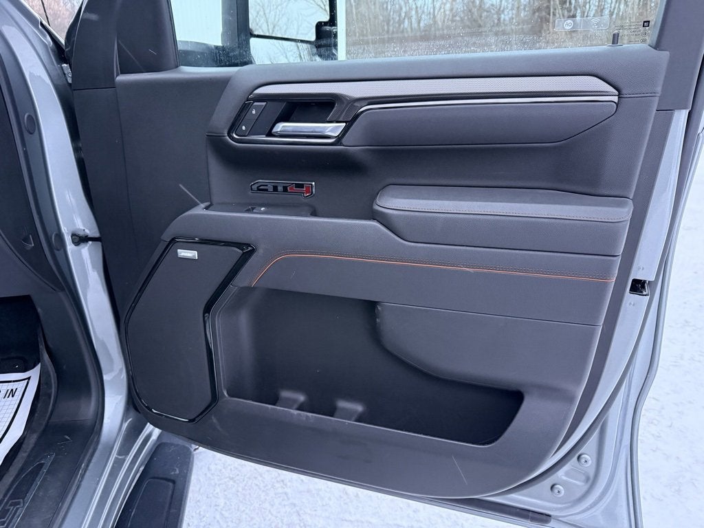 2025 GMC Sierra 1500 AT4