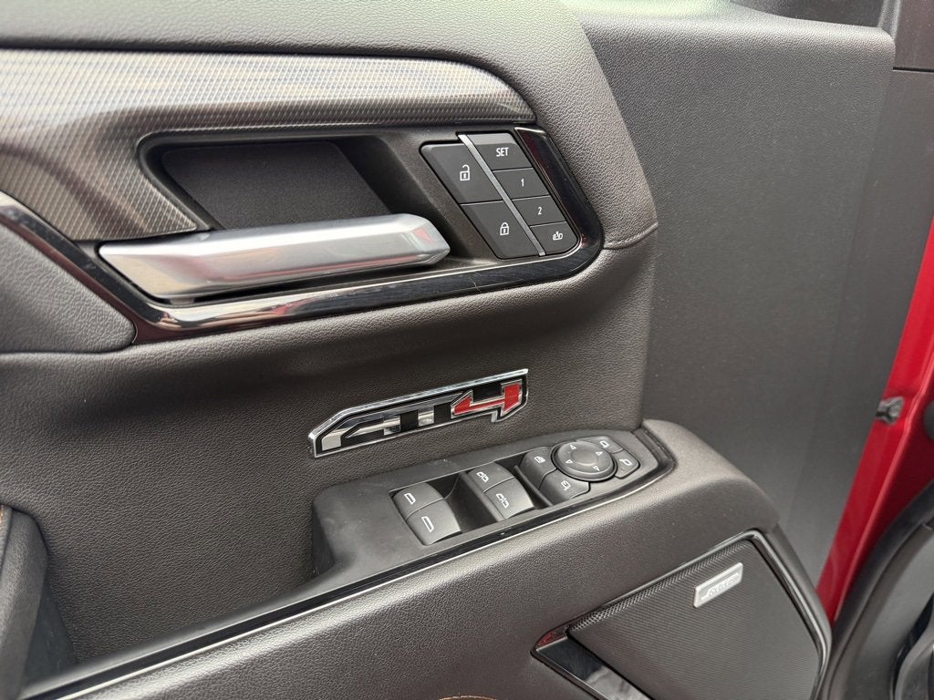 2023 GMC Sierra 1500 AT4