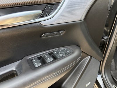 2024 Cadillac XT5 Sport