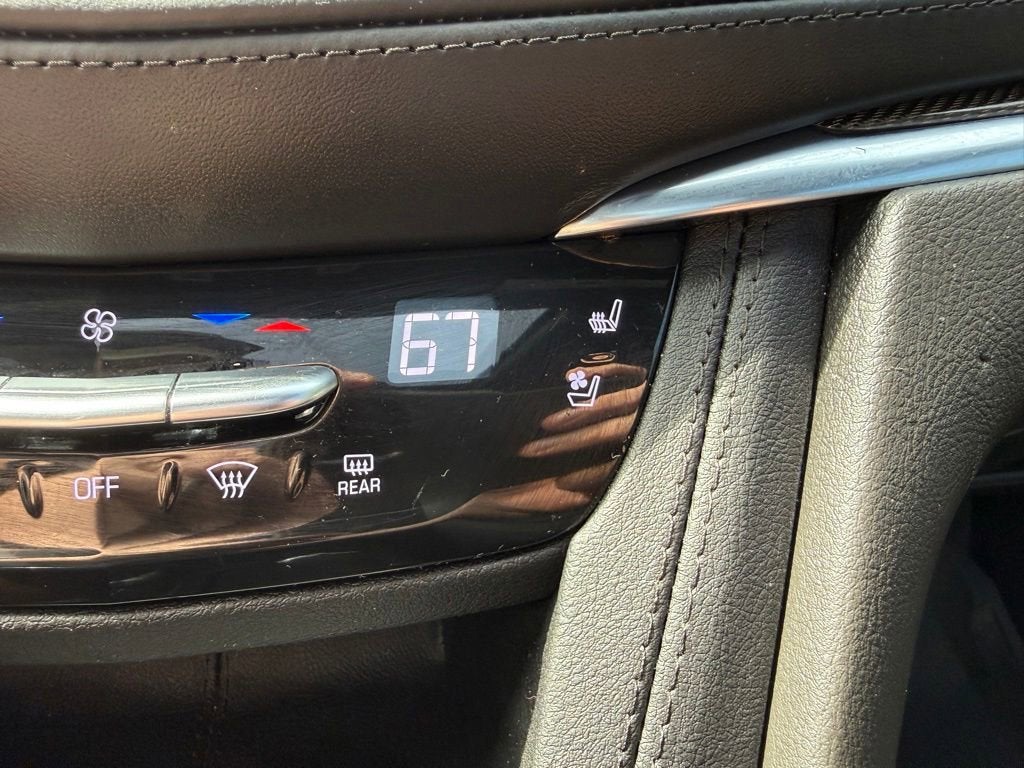 2024 Cadillac XT5 Sport