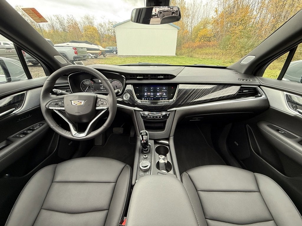 2025 Cadillac XT6 Premium Luxury