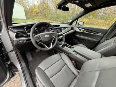 2025 Cadillac XT6 Premium Luxury