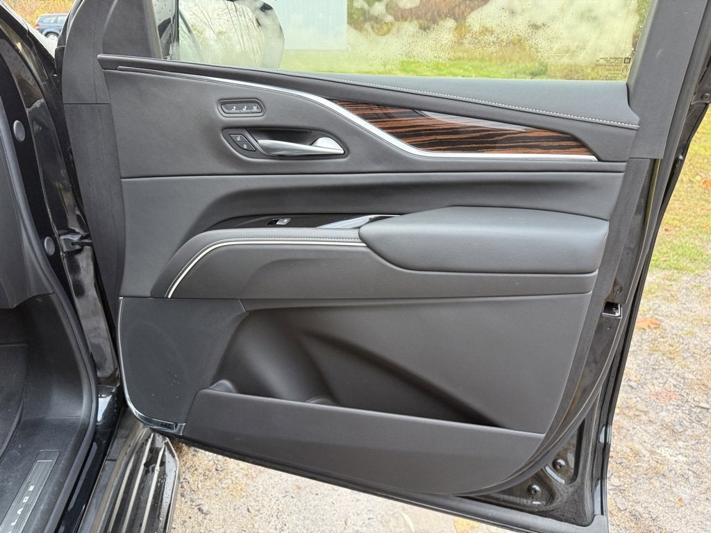 2024 Cadillac Escalade Premium Luxury