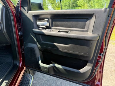 2019 RAM 2500 Tradesman Crew Cab 4x4 6'4" Box