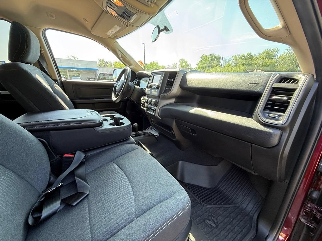 2019 RAM 2500 Tradesman Crew Cab 4x4 6'4" Box