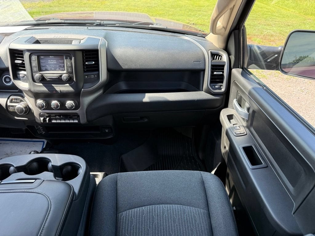 2019 RAM 2500 Tradesman Crew Cab 4x4 6'4" Box