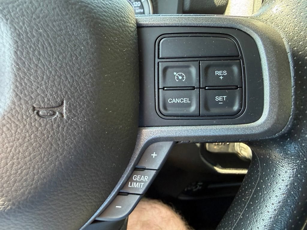 2019 RAM 2500 Tradesman Crew Cab 4x4 6'4" Box