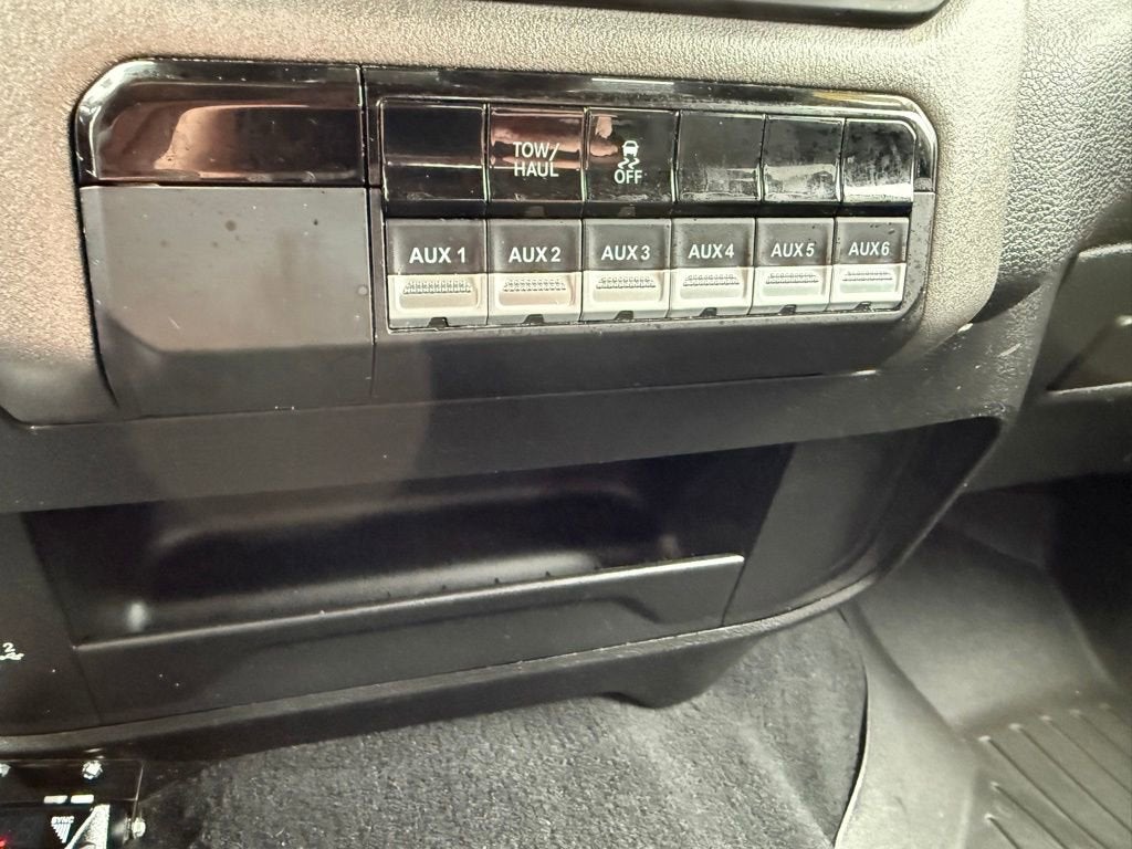 2020 RAM 2500 Tradesman Crew Cab 4X4 6'4" Box