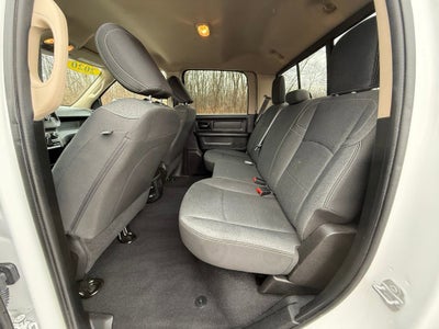 2020 RAM 2500 Tradesman Crew Cab 4X4 6'4" Box