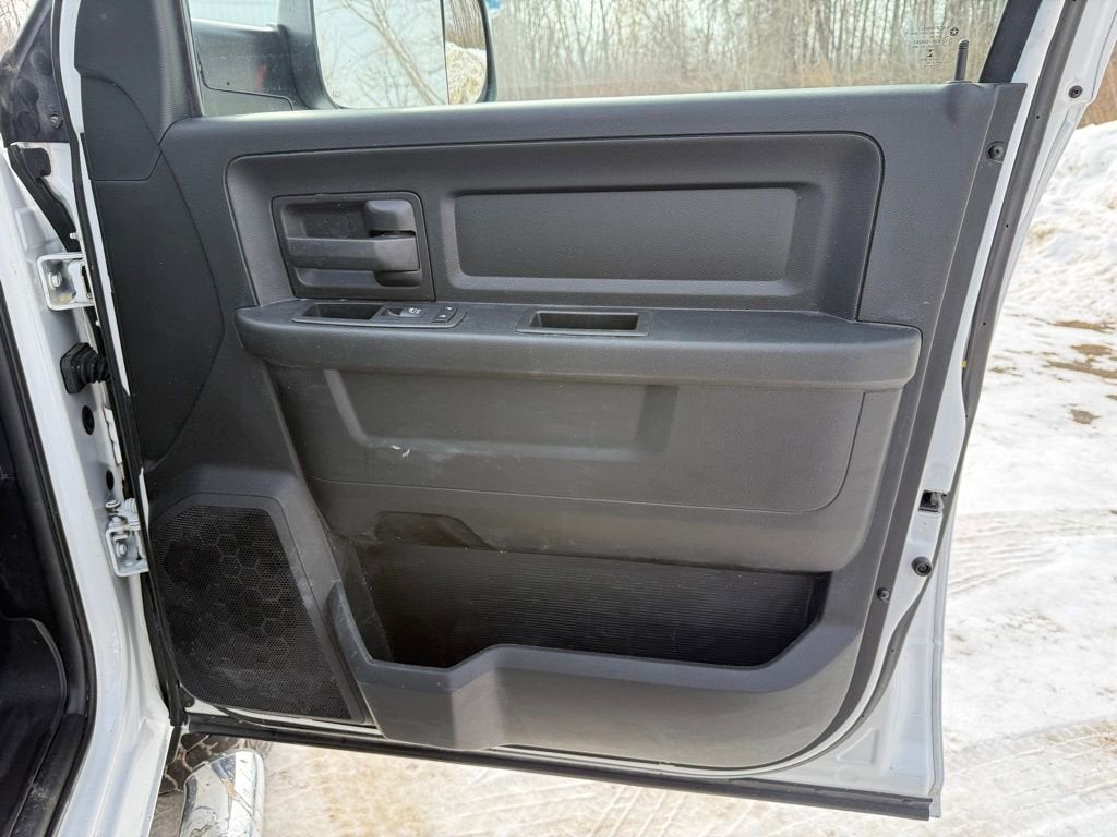 2020 RAM 2500 Tradesman Crew Cab 4X4 6'4" Box