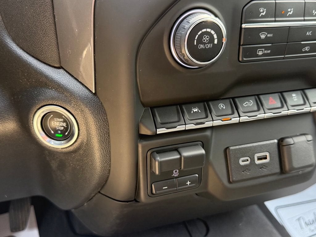 2024 Chevrolet Silverado 1500 Custom Trail Boss
