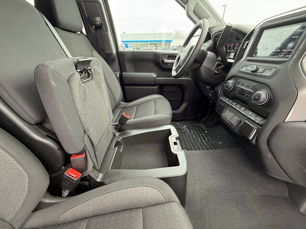 2022 Chevrolet Silverado 1500 Custom Trail Boss