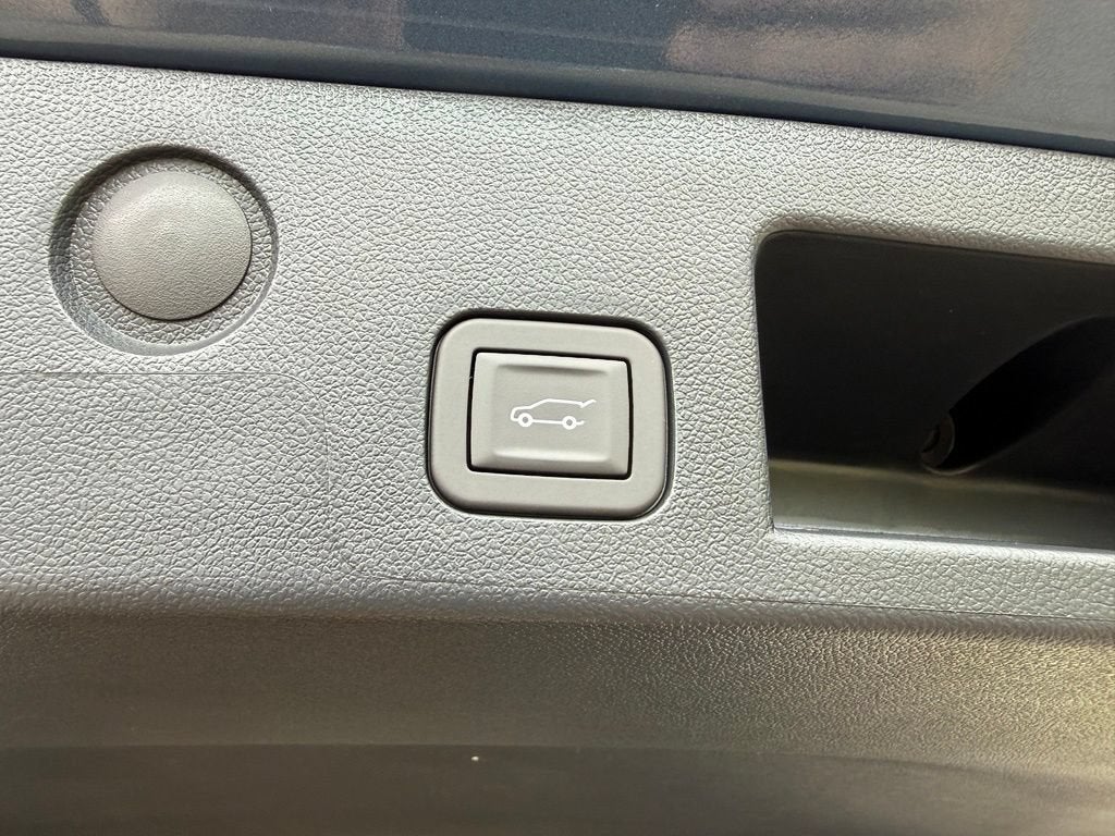 2027 Chevrolet Equinox AWD LT