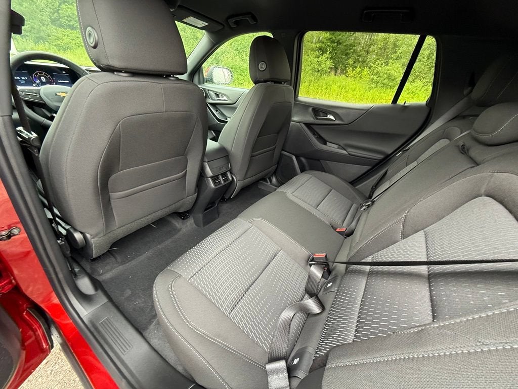 2027 Chevrolet Equinox AWD LT