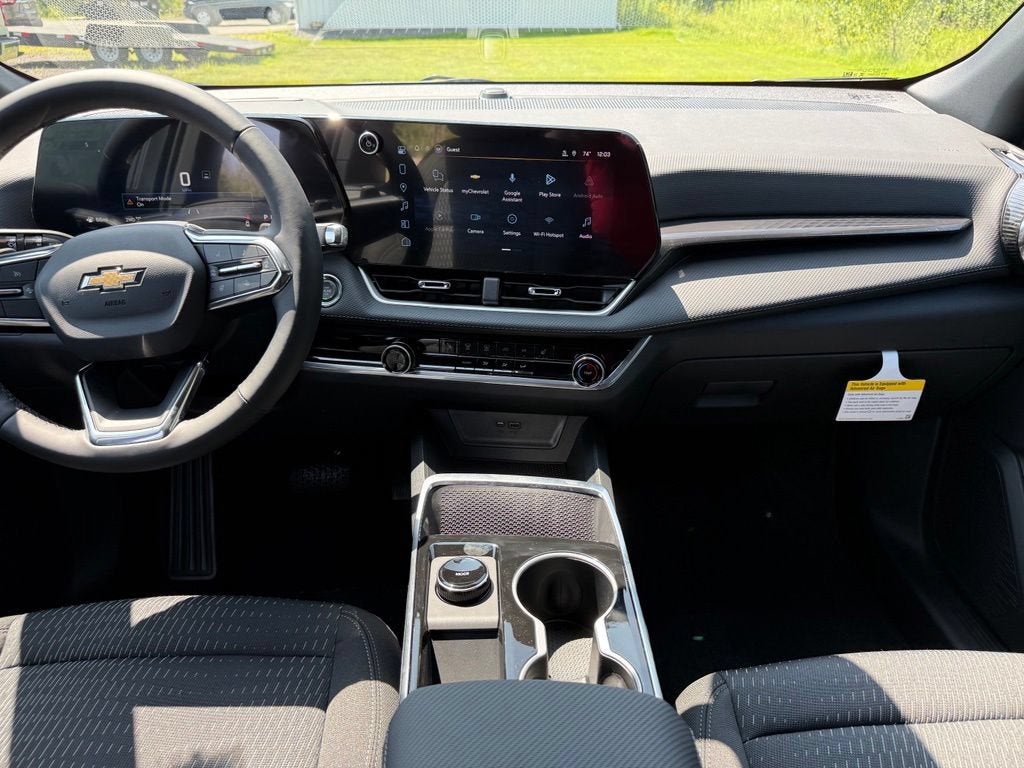 2027 Chevrolet Equinox LT - Photo 11