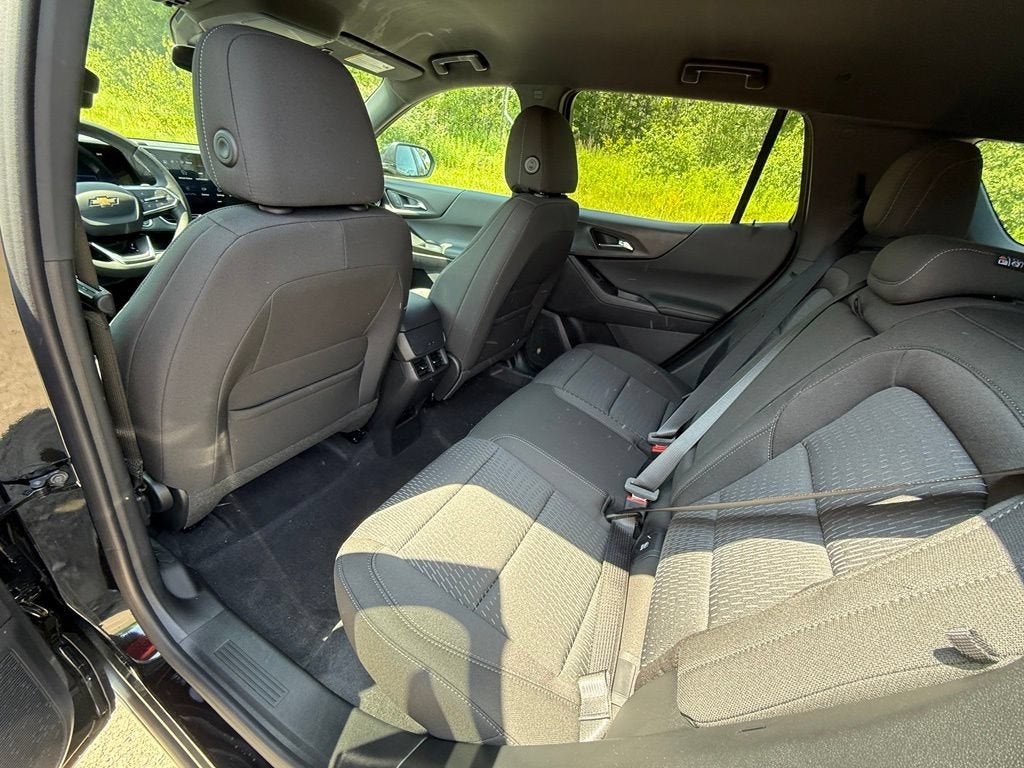 2027 Chevrolet Equinox LT - Photo 22