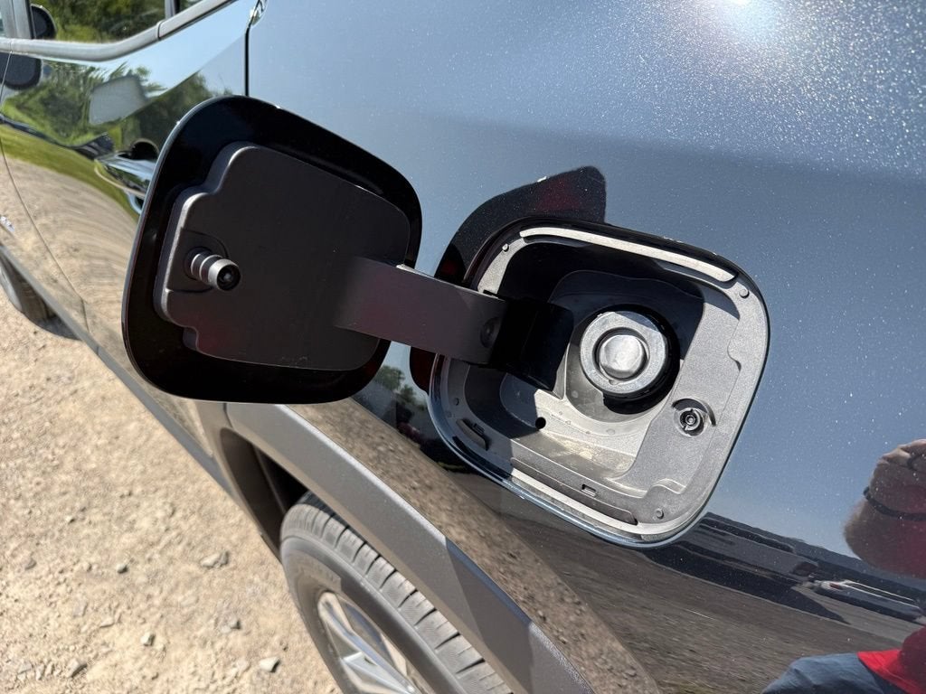 2027 Chevrolet Equinox LT - Photo 24