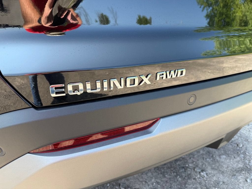 2027 Chevrolet Equinox LT - Photo 25