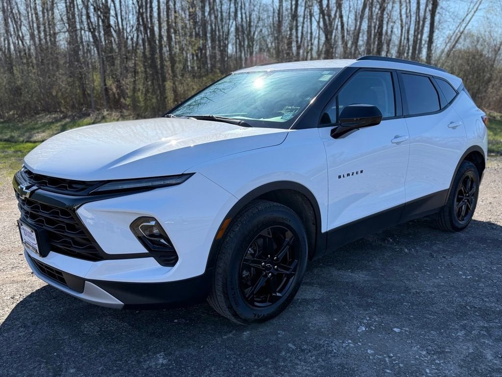 2024 Chevrolet Blazer 2.0T 2LT AWD's photo