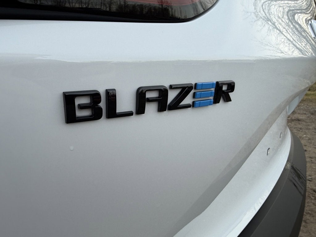 2026 Chevrolet Blazer EV LT