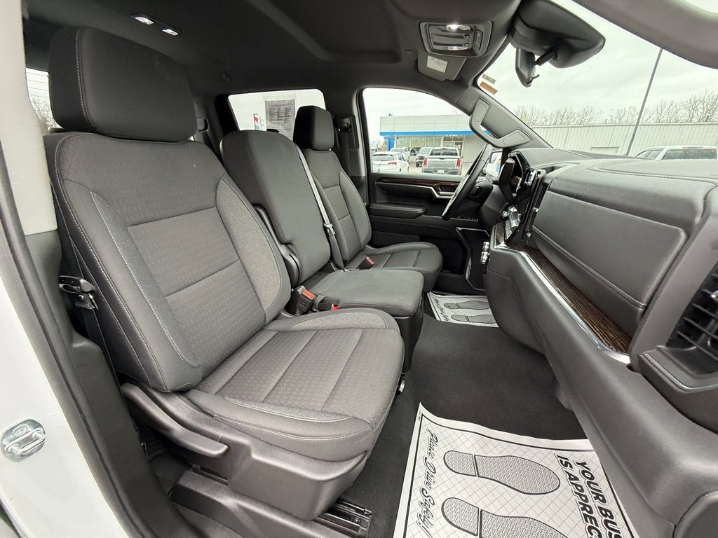 2023 GMC Sierra 1500 SLE