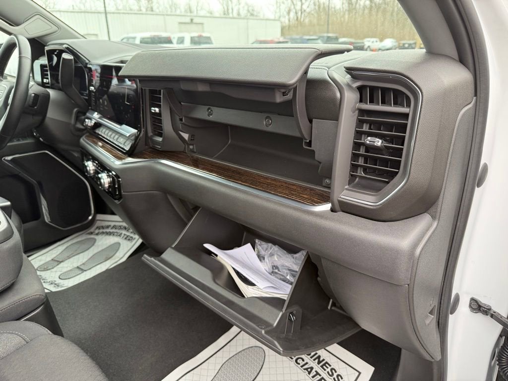 2023 GMC Sierra 1500 SLE