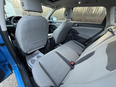 2023 Volkswagen Taos 1.5T SE