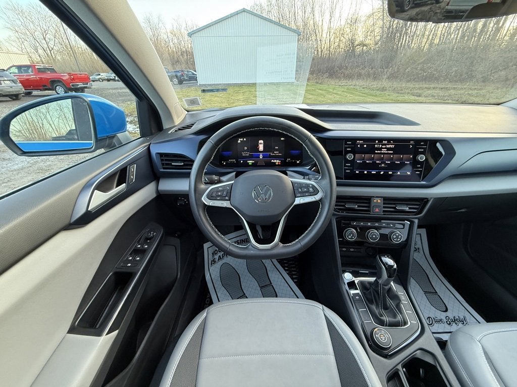 2023 Volkswagen Taos 1.5T SE