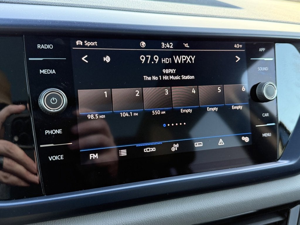 2023 Volkswagen Taos 1.5T SE