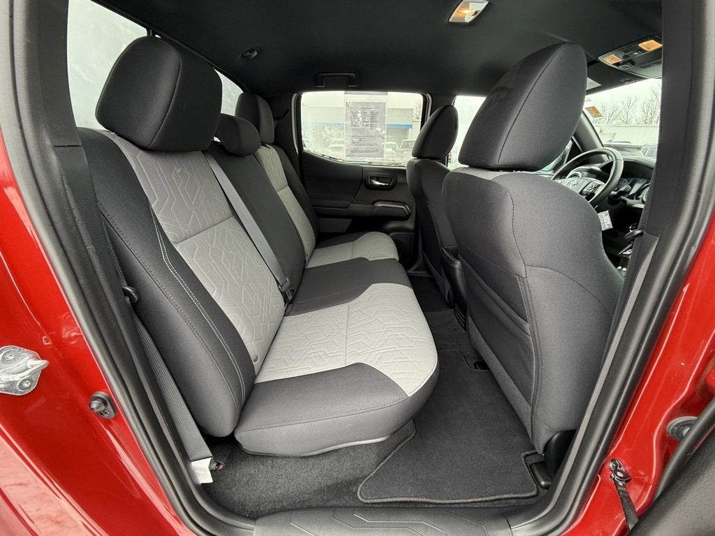 2021 Toyota Tacoma 4WD SR5