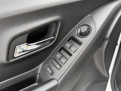 2022 Chevrolet Trax LS