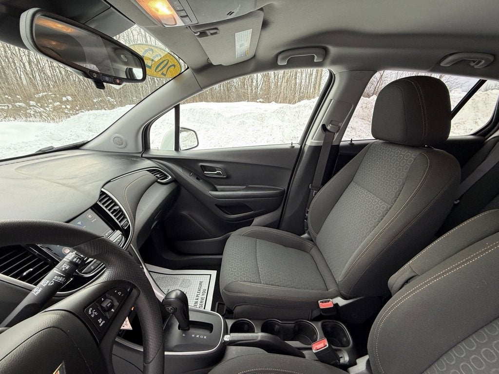 2022 Chevrolet Trax LS