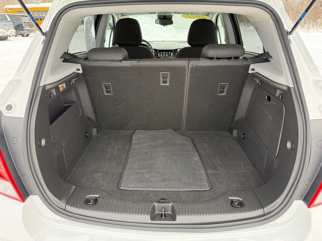 2022 Chevrolet Trax LS