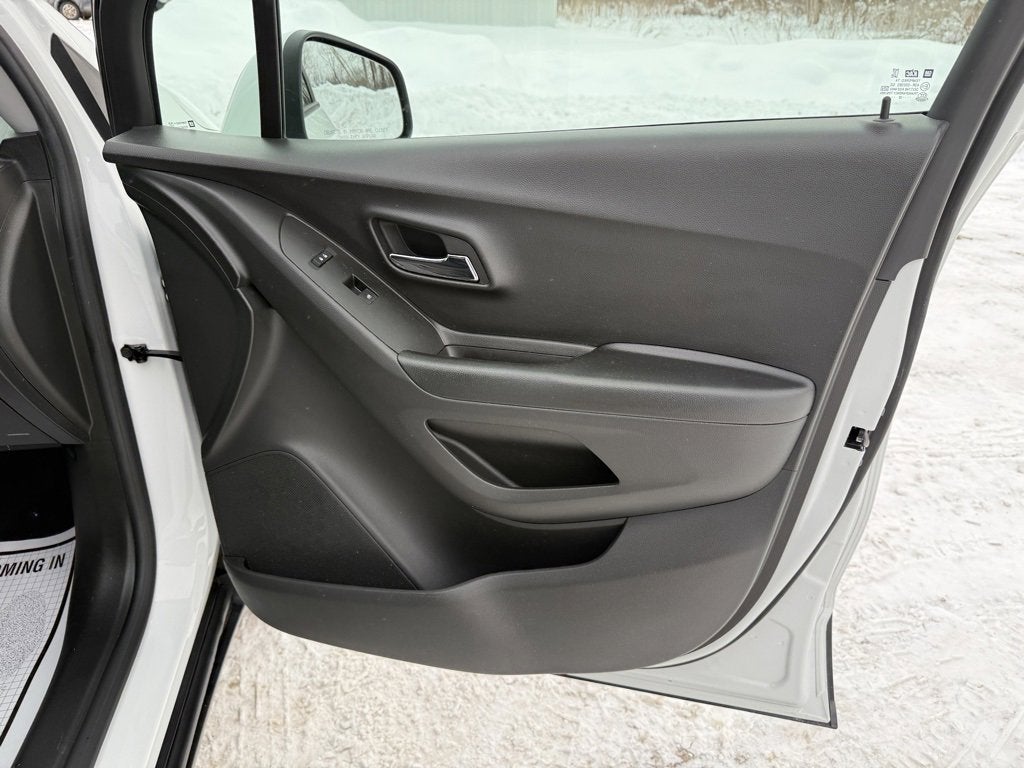 2022 Chevrolet Trax LS